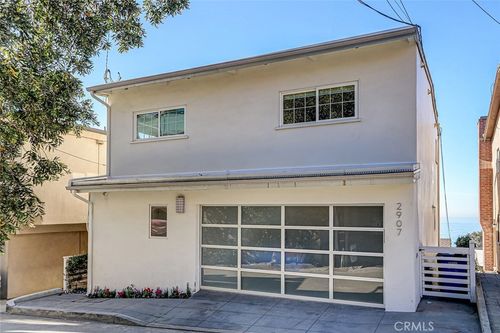 2907 Crest Dr, Manhattan Beach, CA, 90266-2047 | Card Image