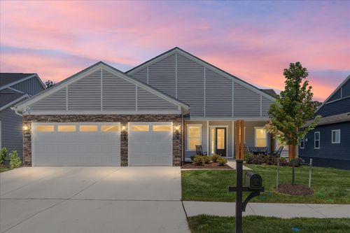 124 Nandina Pl, LAKE FREDERICK, VA, 22630-2389 | Card Image