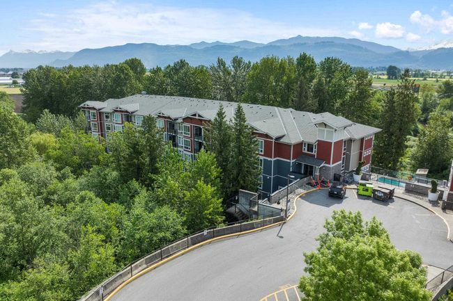Bird's eye view of a mountainous background | Image 7