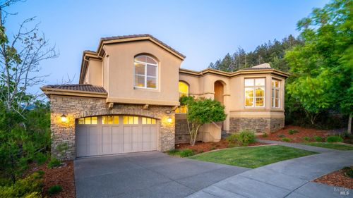 5569 Pepperwood Rd, Santa Rosa, CA, 95409-5560 | Card Image