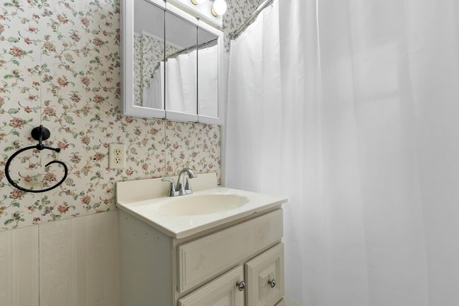 Ash St 3909 Kalamazoo 49008-10 | Image 13