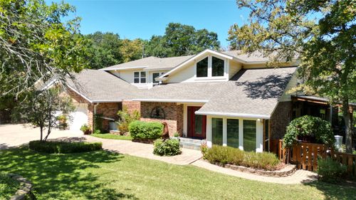 455 Lakepoint Loop, Pottsboro, TX, 75076-4643 | Card Image