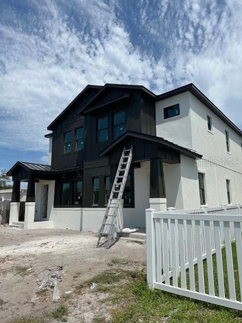 1525 29th Ave N, St Petersburg, FL, 33704-2534 | Card Image