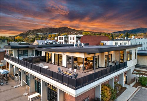 33 9th St, Steamboat Springs, CO, 80487-5003 | Card Image