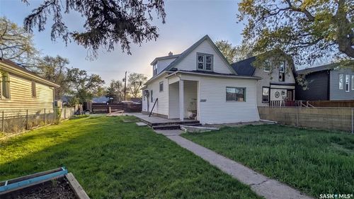 1138 Princess St, Regina, SK, S4T3Y5 | Card Image