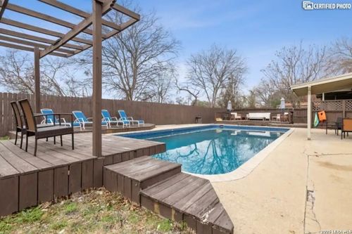 b-105 Gladiola Ln, Castle Hills, TX, 78213-2507 | Card Image