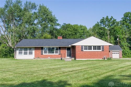 6123 Shady Oak St, Huber Heights, OH, 45424-4026 | Card Image