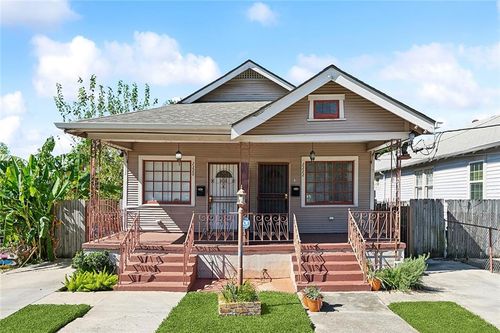 2222 Saint Roch Ave, New Orleans, LA, 70117-8014 | Card Image