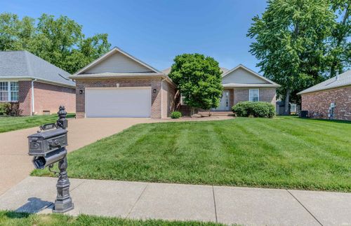 2822 Beaumont Dr, Evansville, IN, 47725-6749 | Card Image