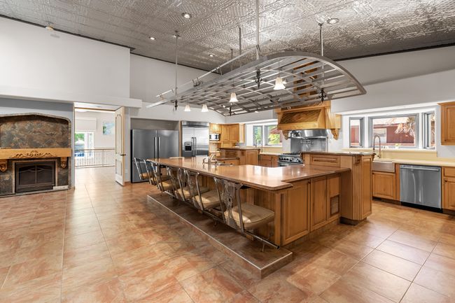 Kitchen | Image 6