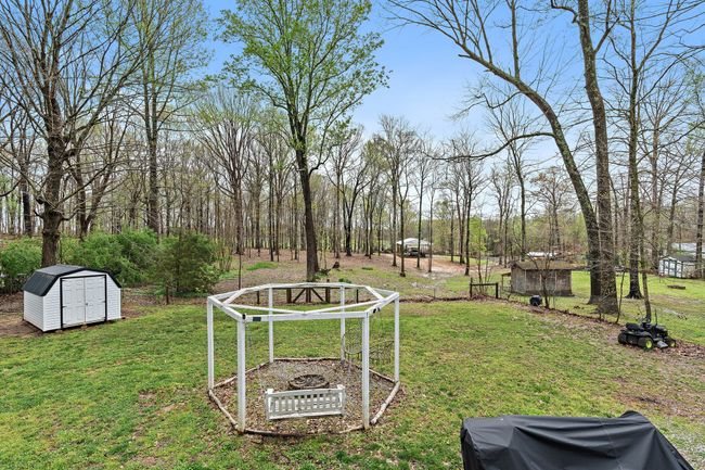 4233 Old Coopertown Rd, House other with 3 bedrooms, 2 bathrooms and null parking in Springfield TN | Image 5