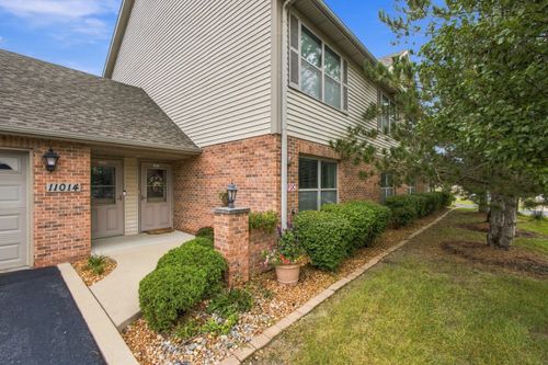 11014 Beacon Ct, Saint John, IN, 46373-8411 | Card Image