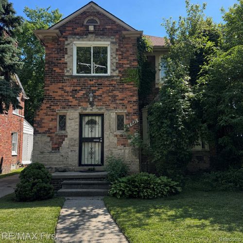 5760 Bishop St, Detroit, MI, 48224-2046 | Card Image