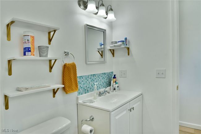 1774 Edgewood St Ne, House other with 3 bedrooms, 2 bathrooms and null parking in Warren OH | Image 44