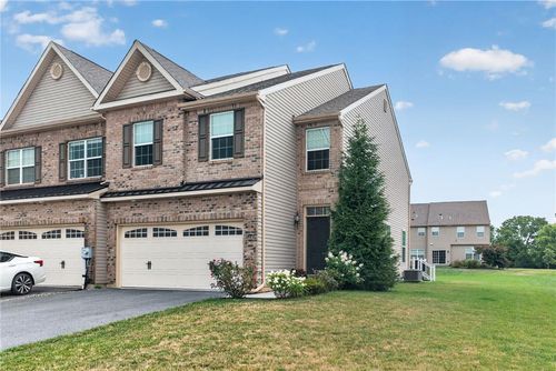1497 Caspian St, Allentown, PA, 18104-8280 | Card Image