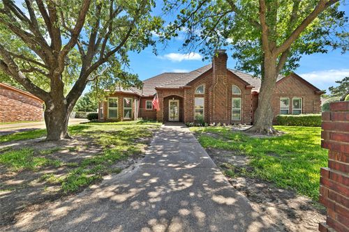 321 Timberlake Dr, Azle, TX, 76020-4043 | Card Image