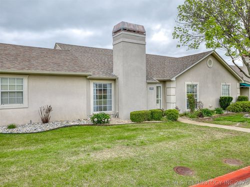 8212 S 84th East Ave, Tulsa, OK, 74133-8019 | Card Image
