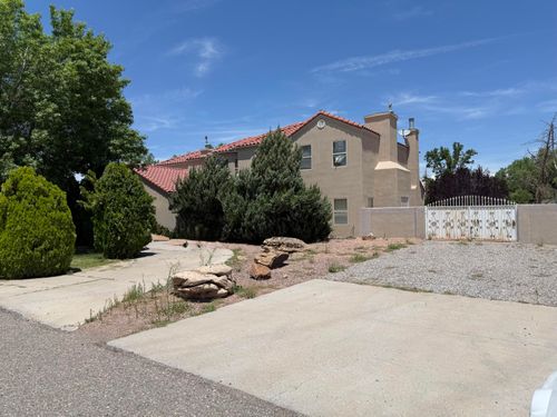 1684 Pace Rd Nw, Albuquerque, NM, 87114-4135 | Card Image