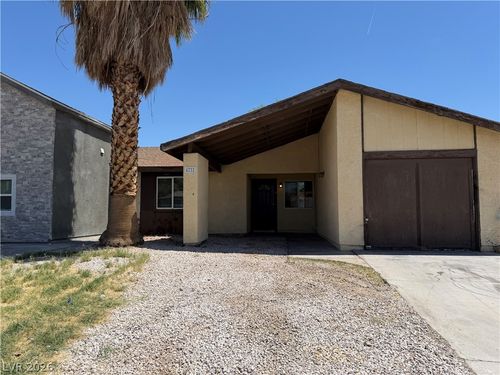 4732 Chantilly Ave, Las Vegas, NV, 89110-4702 | Card Image