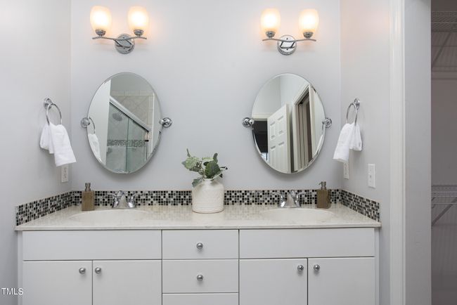 1510_Markham_MLS-33 | Image 26