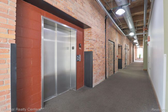 APT-29 - 200 River Place Dr, Condo with 2 bedrooms, 3 bathrooms and null parking in Detroit MI | Image 39