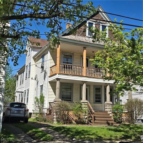 3690 E 57th St, Cleveland, OH, 44105-1134 | Card Image