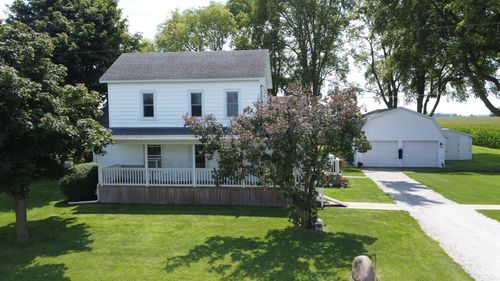 2399 E 1550 North Rd, Watseka, IL, 60970-7542 | Card Image