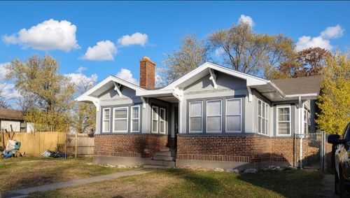 733 Lincoln St, Gary, IN, 46402-2119 | Card Image