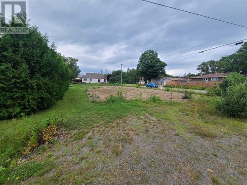 206 Youngfox Rd, Blind River, ON, P0R1B0 | Card Image