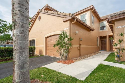 32-1597 Barcelona Way, Weston, FL, 33327-1743 | Card Image