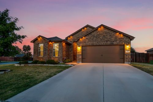 432 Windsail Ln, Azle, TX, 76020-2953 | Card Image