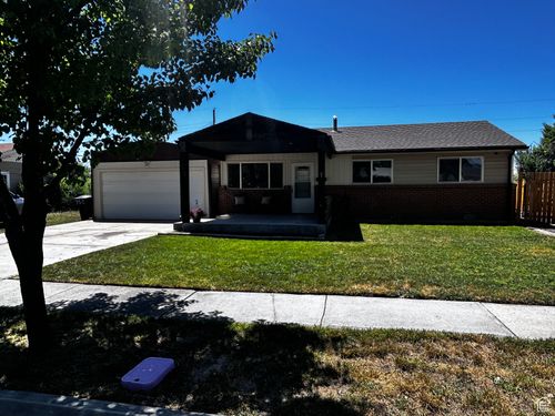 752 S 150 W, Tremonton, UT, 84337-2030 | Card Image