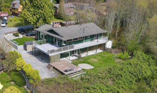 1405 Velvet Rd, Gibsons, BC, V0N1V5 | Card Image