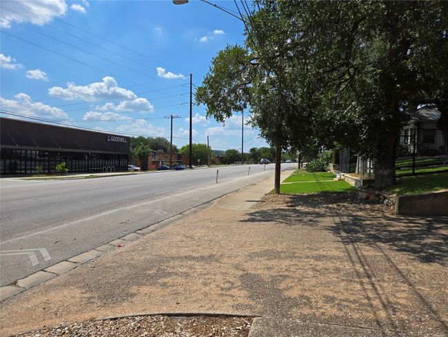 2404 Lake Austin Blvd, Home with 0 bedrooms, 0 bathrooms and null parking in Austin TX | Image 17