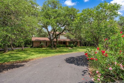 30800 Olympus, Bulverde, TX, 78163-2735 | Card Image