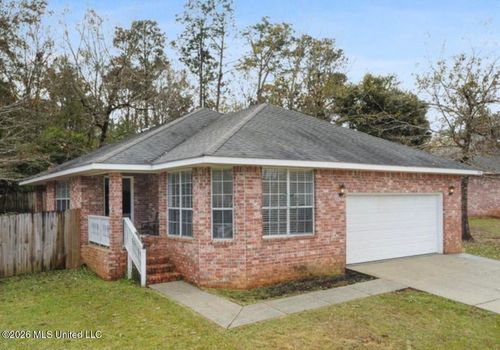 994 Kahana Street, Diamondhead, MS, 39525 | Card Image