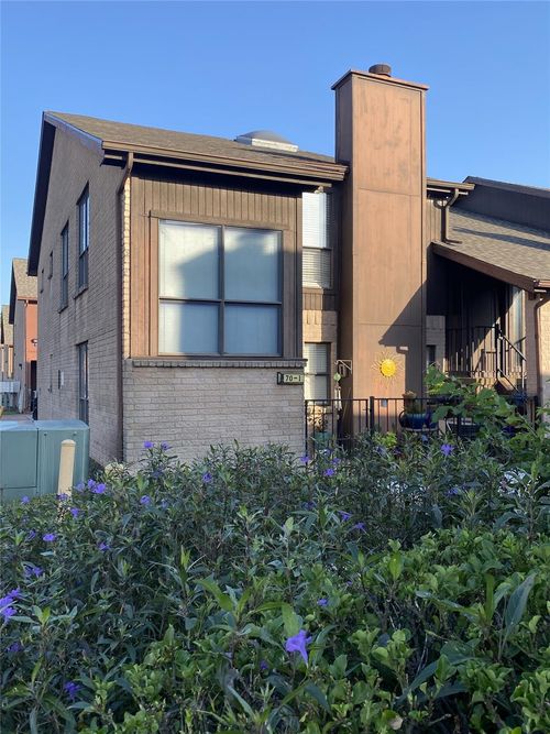 apt-1-70 Evanston St, Houston, TX, 77015-1622 | Card Image