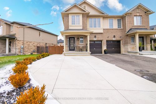 162 Westbank Trail, Stoney Creek, ON, L8J0H3 | Card Image