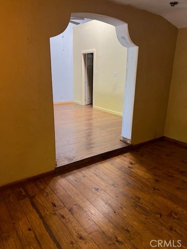 14720 Valerio St, House other with 5 bedrooms, 4 bathrooms and 2 parking in Van Nuys CA | Image 13
