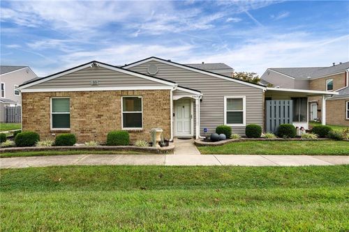 5549 Hummock Rd, Dayton, OH, 45426-1403 | Card Image