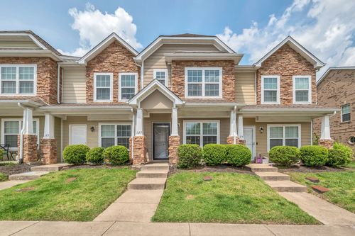 127 Cobblestone Place Dr, Goodlettsville, TN, 37072-8497 | Card Image