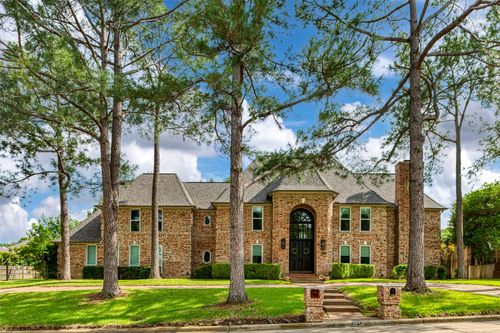 203 W Charlottesville Ave, Colleyville, TX, 76034-6907 | Card Image