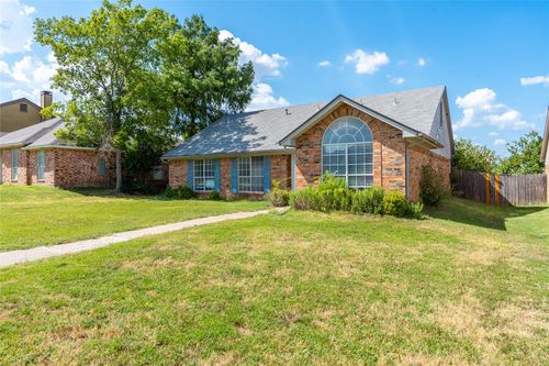 1417 Quail Crest Dr, Garland, TX, 75040-8239 | Card Image
