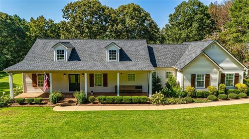 696 Highway 18 W, Barnesville, GA, 30204-4312 | Card Image