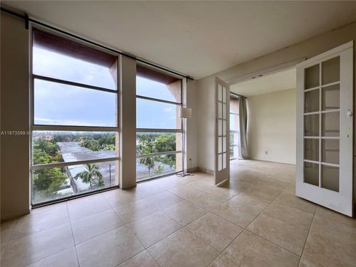apt-518-2101 Atlantic Shores Blvd, Hallandale Beach, FL, 33009-2720 | Card Image