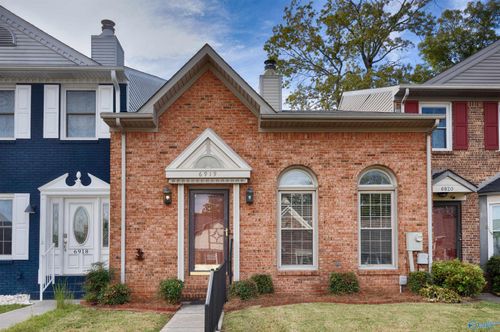 6919 Steeplechase Dr Nw, Huntsville, AL, 35806-2071 | Card Image