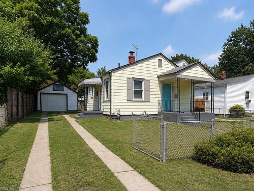 136 Mapleshade Ave, Norfolk, VA, 23505-1146 | Card Image