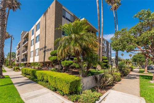 a2-2772 2A E 2nd Street, Long Beach, CA, 90803 | Card Image