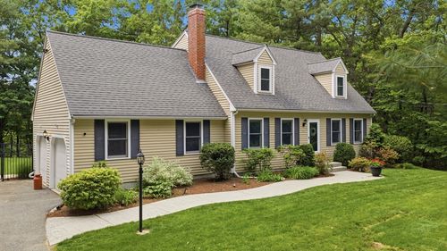 25 North St, Hopkinton, MA, 01748-1028 | Card Image