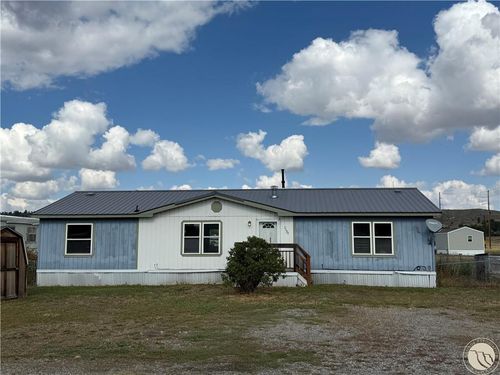 1130 E 2nd Ave N, Columbus, MT, 59019-7201 | Card Image